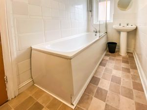 Photo 22- click for photo gallery